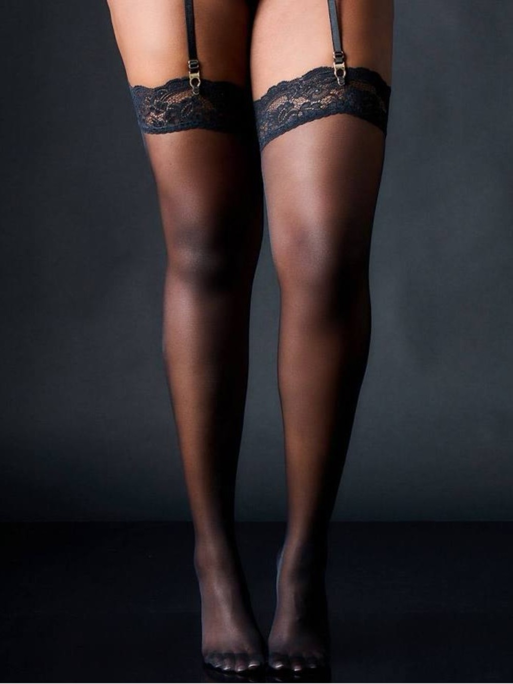 NWT Wolford Affaire 10 Stockings Black Size S Refined Elegance Versatile Luxury